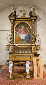 Alter in alter Kirche 