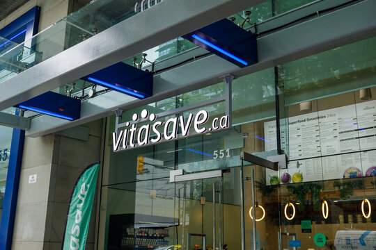 Vitasave.ca downtown vitamin supplement store entrance