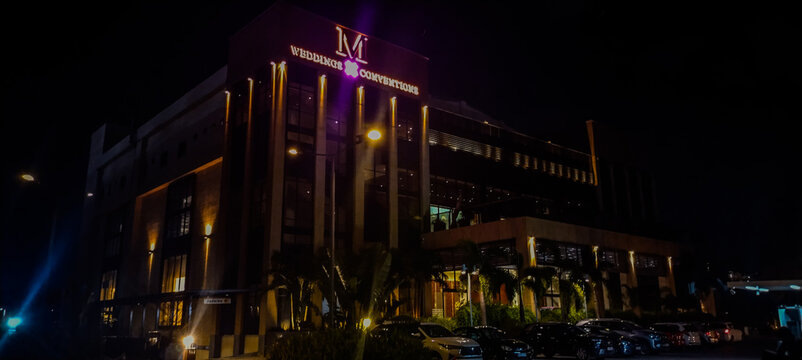 M Kitchen, a part of the M-Group, brings the quality of a 5-star kitchen directly to your door. 
Picture clicked at Vanagaram, Chennai, Tamil Nadu, South India, India.
