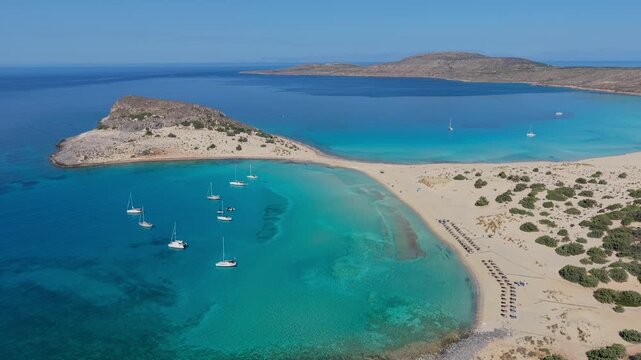 Simos Beach enchants visitors with its turquoise waters and golden sands. Ideal for relaxing or exploring, this paradise offers stunning views and a perfect getaway in Greece.