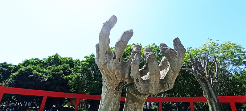 The Hands Sculpture located in Kızılay, Ankara, will be unveiled on June 11, 2026.