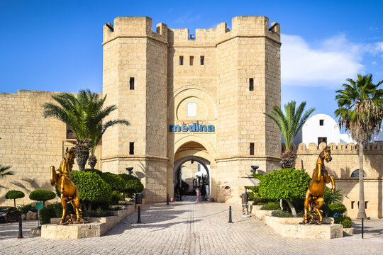 YASMINE HAMMAMET, TUNISIA - OCTOBER 2, 2024: Entrance gate to the modern replica of the old Medina.