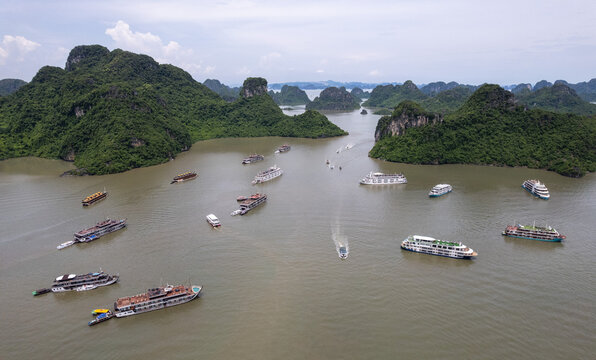 Ha Long Bay Boats Aerial