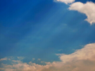 Obraz premium Dramatic light rays in daylight clouds backdrop
