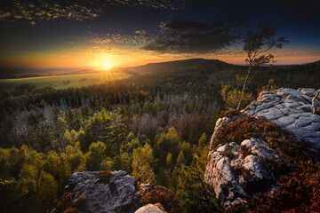 Narożnik - Góry Stołowe - Zachód słońca © Radosław Dybała