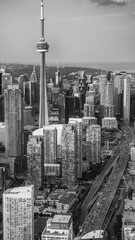 Naklejka premium Skyline Serenity. Aerial Helicopter View of Toronto at Dusk