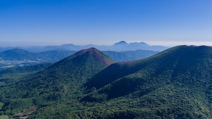 初夏の久住高原 ミヤマキリシマ群生地の空撮風景 © landscape photo