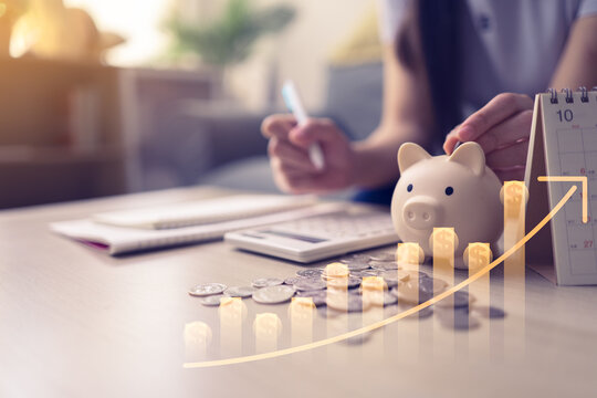 Personal finance concept with piggy bank, calculator and growth chart, representing saving habits, budget planning and long-term financial goals