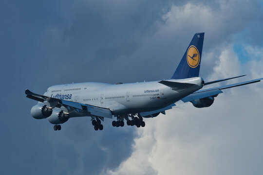Tokyo, Japan - December 18, 2022: Lufthansa Boeing 747-8 (D-ABYD) on final approach to Haneda Airport