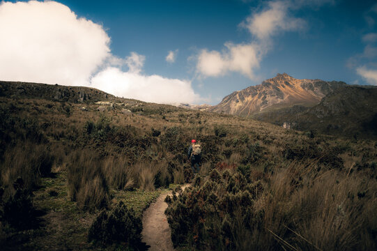 EN LA MONTA&Ntilde;A