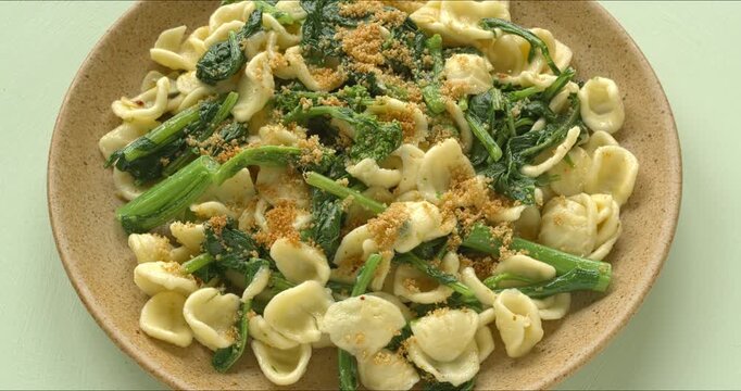Orecchiette pasta with broccoli rabe (Orecchiette con Cime di Rapa) with traditional crunchy topping (Muddica).
