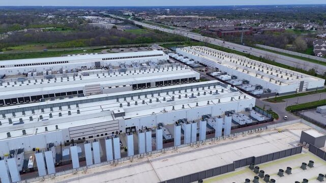 Large data center campus for cloud computing and machine learning in Hilliard, Ohio, USA