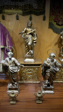 Kathedrale von Faro Die Evangelisten Matth&auml;us (links), Markus (Mitte) und Lukas