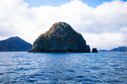 round island in the sea