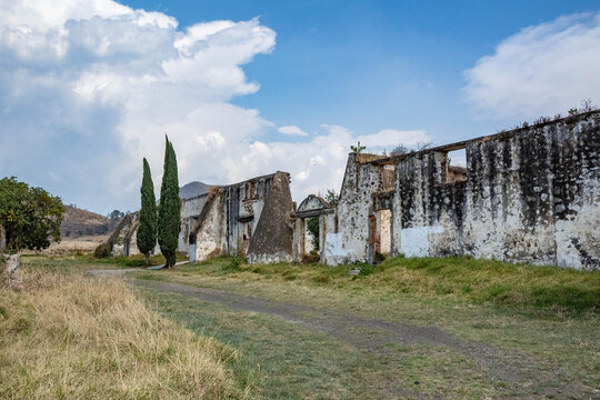 fotografia tomada en Hacienda de San Jos&eacute; Chiconquiahuitl en tenango del aire con una rebel t6 y lente 18-55 mm 