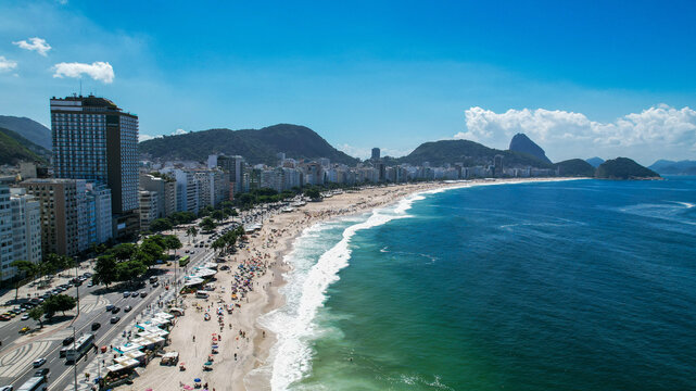 Playade brasil,copacabana,puesto5,mediodia,drone,vistaenaltura,avenidaatlantica,21deabrildel2026,