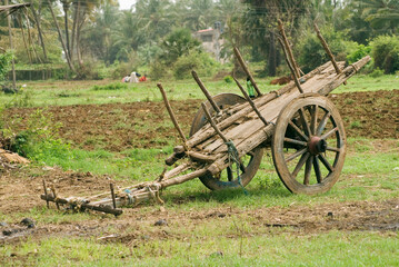 old wooden cart © abc foto