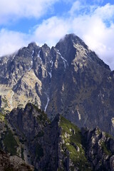 Wysokie Tatry, szczyty i przełęcze w masywie Łomnickiego Szczytu, góry powyżej Tatrzańskiej Łomnicy, Słowacja, Europa © Albin Marciniak