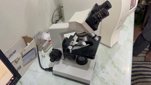 Laboratory light microscope provides high‑magnification viewing of specimens for research, diagnostics, and scientific analysis.&rdquo;