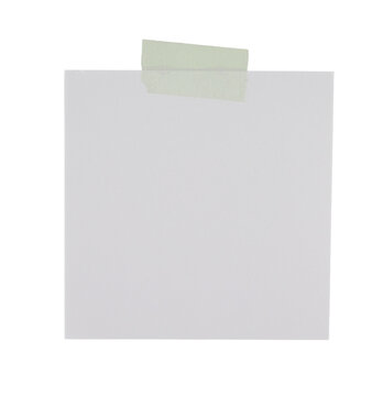 Nota o memo de color blanco con cinta adhesiva de color verde