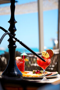 Shisha with cocktails