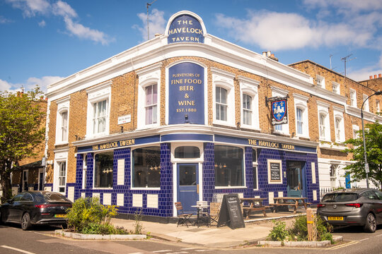 LONDON - HAMMERSMITH &ndash; The Havelock Tavern traditional pub