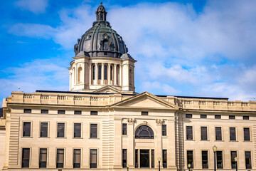 Obraz premium South Dakota State Capitol Building Pierre Sunny Day