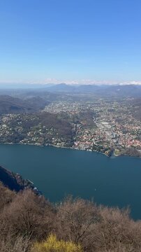 Video of the panorama of the Como Lake from the Volta Lighthouse in Brunate.