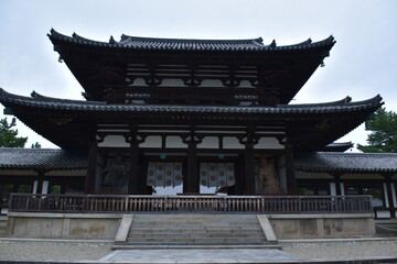 Obraz premium 奈良県 斑鳩町の法隆寺