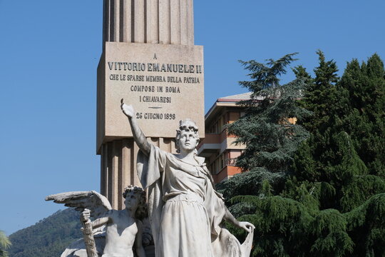 Il monumento a Vittorio Emanuele II a Chiavari in provincia di Genova, Liguria, Italia.