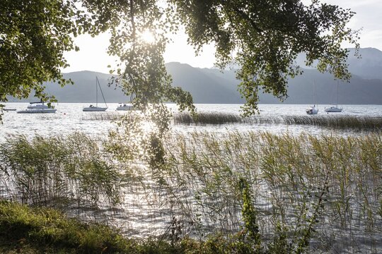 Attersee in front of H&ouml;llengebirge, Nu&szlig;dorf am Attersee, Upper Austria, Austria