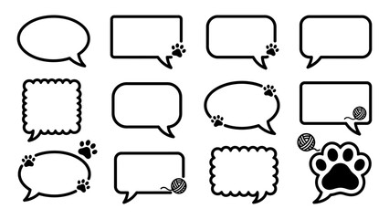 Vector speech bubble icon set with pet paw prints and yarn balls for cat and dog animal chat messages © Artastic