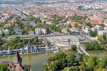 Fototapeta premium Panoramic cityscape of Budapest with the historic city center