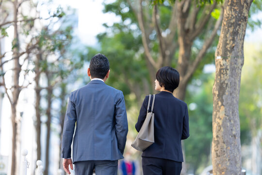 ビジネス　男性　女性