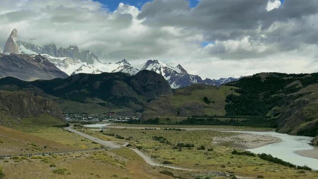Sunrise View of Mount Fitz Roy from El Chalt&eacute;n, Patagonia&rsquo;s Iconic Mountain Landscape