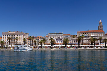 Fototapeta premium Historical embankment of Adriatic Sea in Split Croatia view. Promenade architecture in sunny sky