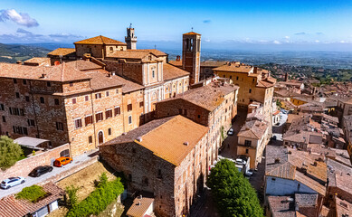 Naklejka premium Aerial view of Montepulciano,Tuscany, Italy