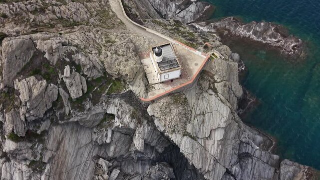Faro de Cala Nans en Cadaques, Alt Emporda de Girona