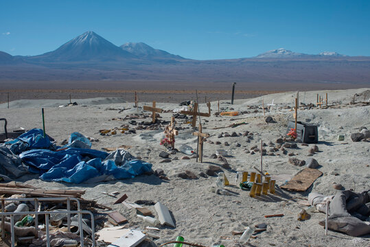 Basurero clandestino en San Pedro de Atacama