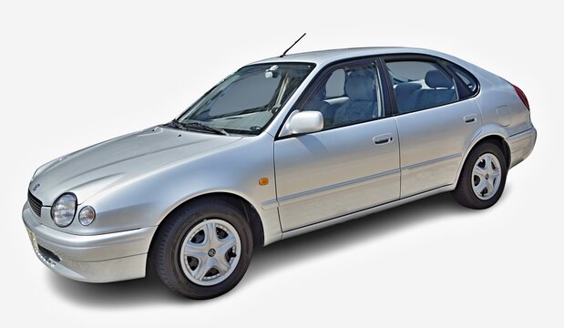 Silver Toyota Corolla liftback passenger car