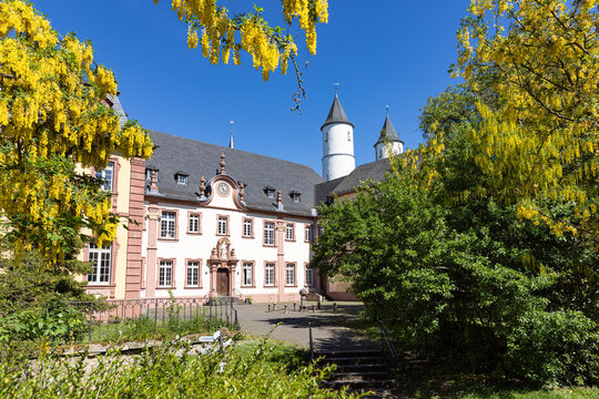 Innenhof von Kloster Steinfeld in Kall in der Eifel