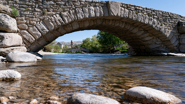 Stone arch bridge voussoir keystone medi 4