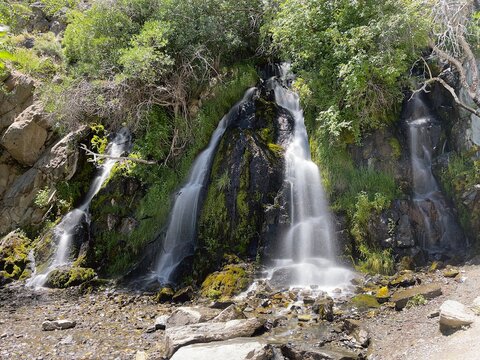 Kings canyon waterfall near lake tahoe nevada sparks reno carson city california beautiful viewpoint trail hike
