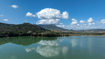 Obraz premium Embalse Conde de Guadalhorce en la provincia de Málaga, Andalucía