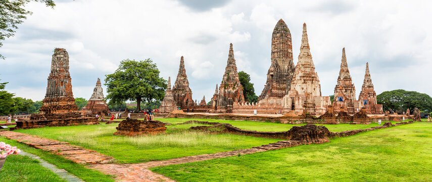 Tall Stupa and Ruins of the Vihara at Wat Phra Si Sanphet, Ayutthaya