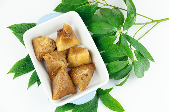 The zongzi on the plate