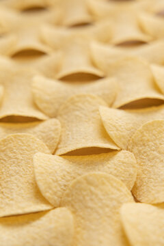 Crispy potato chips seamless pattern background texture