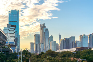 Obraz premium Guangzhou Skyline at Sunset with Canton Tower