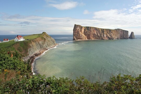 Rocher Perc&eacute; (Durchl&ouml;cherter Felsen) in Qu&eacute;bec/Kanada