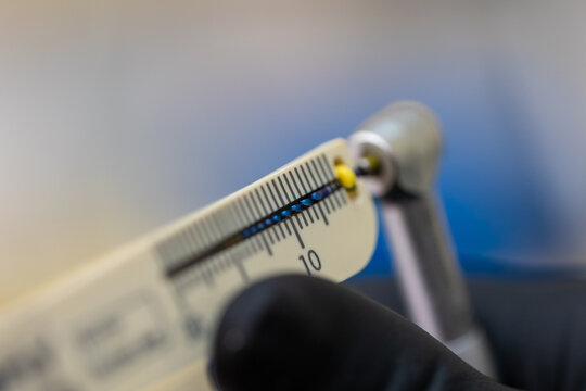 Dental Endodontic File in Handpiece with Measurement Ruler